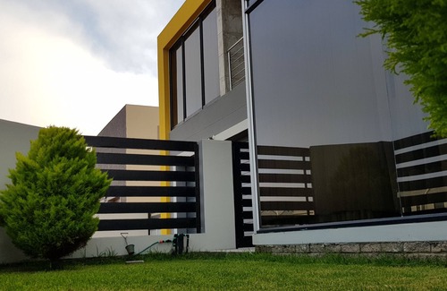 Swakopmund House | Relaxing Seboa Accommodation: Pet & Child Friendly Stay