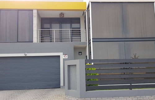 Swakopmund House | Relaxing Seboa Accommodation: Pet & Child Friendly Stay