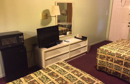 Sebring Hotel | Family-Friendly Sebring Inn with Delightful Breakfast Options