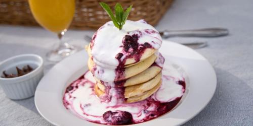 Usti nad Labem-Strekov Bed & Breakfast | Pet-Friendly Sebuzínka with Pool and Ocean View Awaits