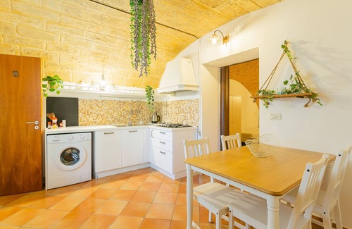 Bari City Centre Apartment | Enjoy Comfortable Stays at Sechi's Home in Italy