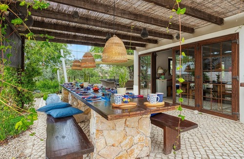 Sao Bartolomeu de Messines Villa | Tranquil Algarve Retreat with Ocean Views & Spa Amenities