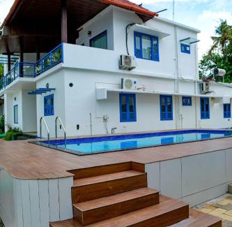 Muhamma Villa | Peaceful Getaway at Seclude by the Lake, Alleppey