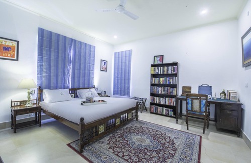 Lansdowne House | Private Retreat at Seclude Lansdowne: Ideal for Families