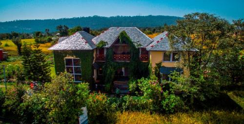 Palampur Villa | Serene Seclude Palampur: Family-Friendly Retreat Awaits