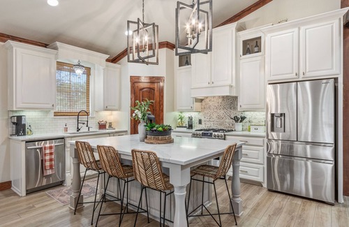 China Spring House | Idyllic 12 Acre Ranch - Pet-Friendly Near Downtown Waco