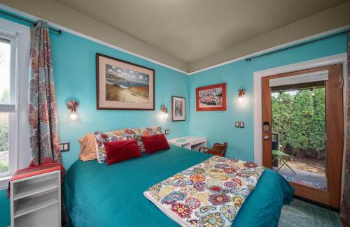 Humboldt House | Inviting 2 Bdm Villa with Patio Near All the Excitement