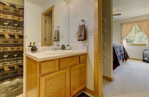 Cripple Creek House | Scenic Mountain Retreat Near Pikes Peak with Great Wifi