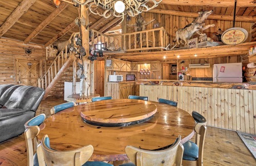 Belle Fourche Cabin | Ideal Belle Fourche Cabin for Large Groups & Families