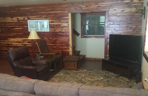 Smith County Cabin | Secluded Cabin in East Texas
