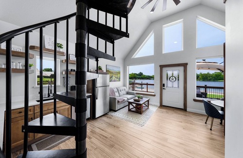 Point House | Secluded Cabin with King bed and Private Beach #2