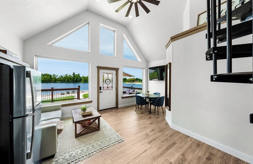Point House | Secluded Cabin with King bed and Private Beach #2