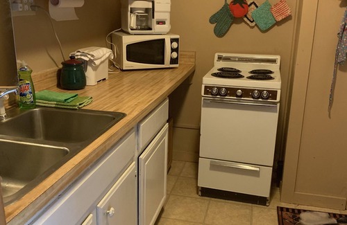 Waupaca Cottage | Cozy Cottage Steps from Beach & Main Street Shopping