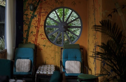 Hikkaduwa House | Cozy Oceanfront Bungalow with Unlimited Wi-Fi & Spa