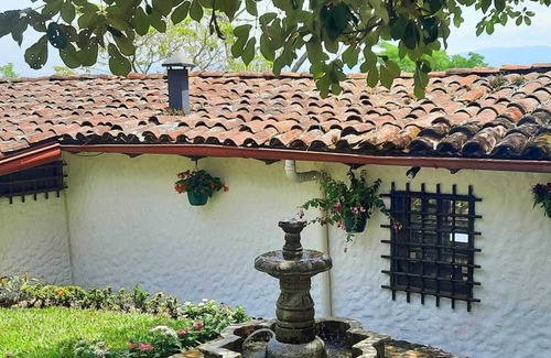 Ciudad Colon Cottage | Secluded cottage minutes away from San Jose