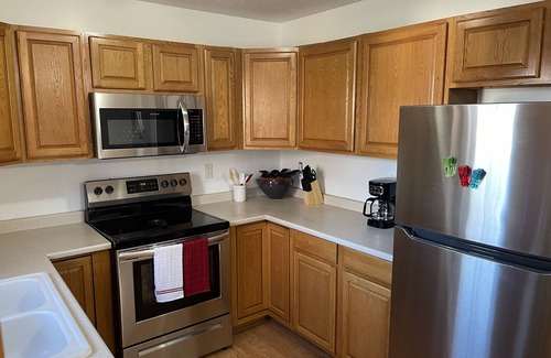 Pocahontas House | Pet-Friendly Secluded Country Home with 10/10 Guest Rating