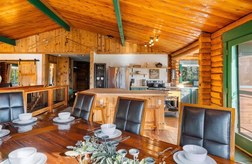 Leavenworth House | Idyllic Log Home Retreat with Breathtaking Views & Spa