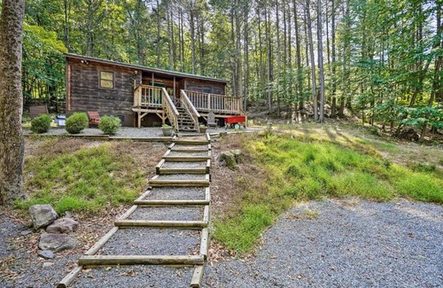 East Durham House | Relaxing East Durham Cabin Retreat with Deck & Pet Friendly