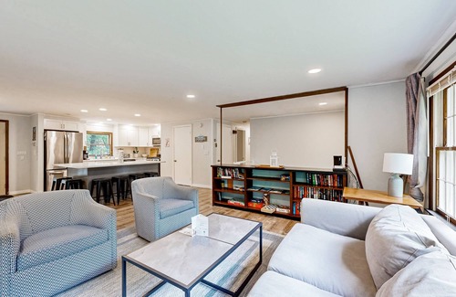 Readfield House | Secluded Beachfront Retreat with Lake Access & Pet-Friendly