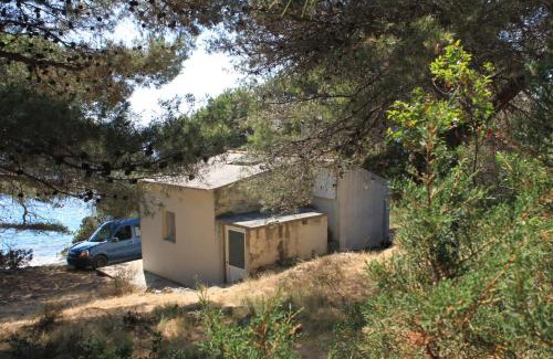 Savar House | Serene Fisherman's Cottage with Oceanfront Views