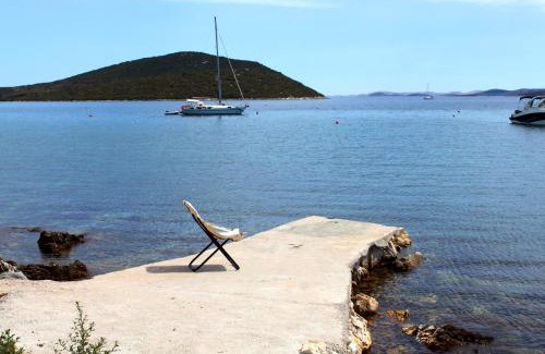 Pasman House | Tranquil Fisherman's Cottage at Cove Soline, Pasman