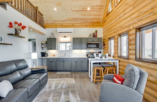 Grand Junction Cabin | Tranquil Grand Junction Escape with Scenic Views & Spa