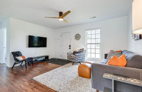 Guntersville House | Secluded Guntersville Retreat Steps from Lake and Marinas