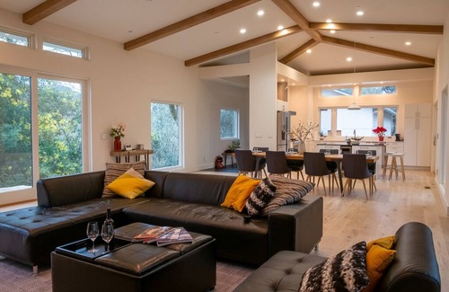 Healdsburg House | Exclusive Healdsburg Oasis with Vineyard & Family Amenities