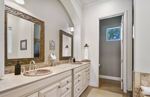 Pedernales Canyon Ranch House | Secluded Hill Country Home on Owners Ranch 15 min to Bee Cave with Pool and Spa