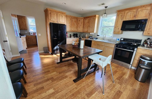 Vallecito Apartment | Idyllic Hilltop Tower with Private Pond Fishing Access