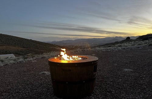 Dewey House | Secluded Hilltop Retreat with 360 Views Near Prescott
