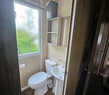 Bembridge Apartment | Tranquil Holiday Retreat: Pet & Child Friendly Escape
