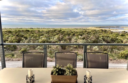 Cape Jaffa House | Serene Oceanfront Retreat with Gorgeous Dune Views
