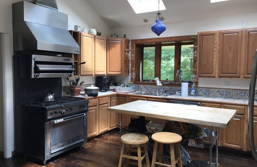 Wallkill House | Exceptional Retreat at Minnewaska State Park Trailhead