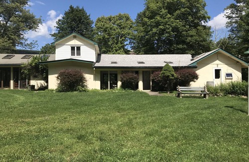 Wallkill House | Exceptional Retreat at Minnewaska State Park Trailhead