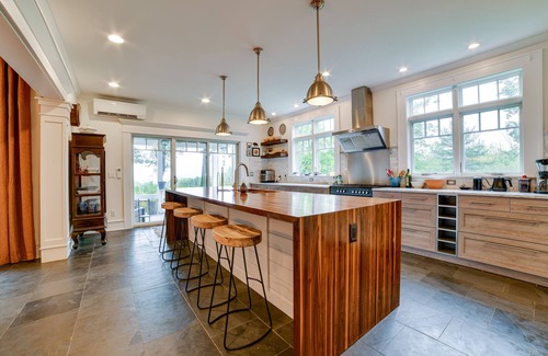 Ithaca House | Idyllic Retreat with Hot Tub ~ 5 Mi to Cornell University