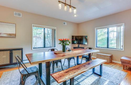 Kerhonkson House | Secluded Kerhonkson Retreat with Hot Tub and Scenic Views