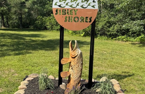 Pequot Lakes House | Idyllic Lake House Retreat with Pool and Pet-Friendly Stay