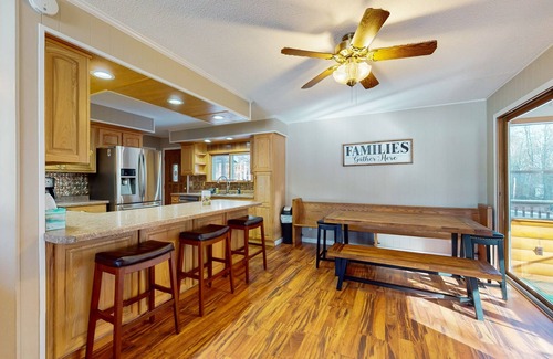 Tomahawk House | Inviting Lakefront Retreat with Deck and Pet-Friendly Perks