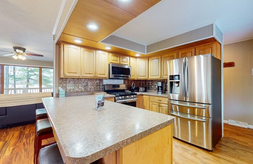 Tomahawk House | Inviting Lakefront Retreat with Deck and Pet-Friendly Perks
