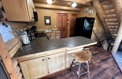 Ennis House | Secluded Montana Cabin with Stunning Madison River Valley Views, Near Ennis, MT
