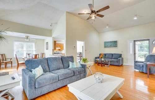 Mount Pleasant House | Cozy Mount Pleasant Retreat - 6 Mi to Beaches & Hot Tub!