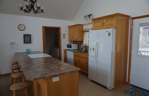 Mattawana House | Secluded Mountain House: Family-Friendly with Pool & Kitchen