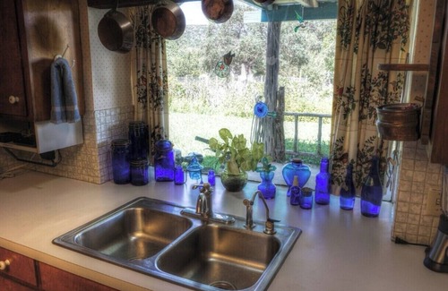 Uvalde House | Idyllic Ranch Retreat: Nature Trails & Family Amenities