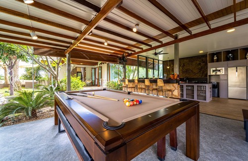 Hin Lek Fai Villa | Family-Friendly Secluded Oasis with Pool and Breakfast