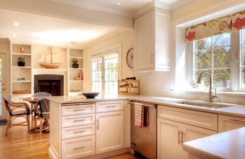 Newport East House | Serene Retreat Minutes from Newport with Oceanfront Views
