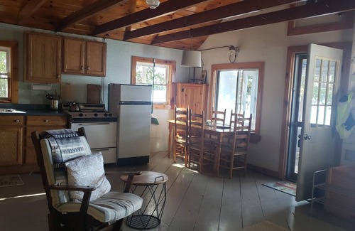 Sherman Station Cabin | Secluded OFF GRID lakeside camp