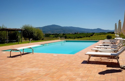 Le Piazze Villa | Idyllic Villa with Private Pool, Perfect for Families Near Cortona