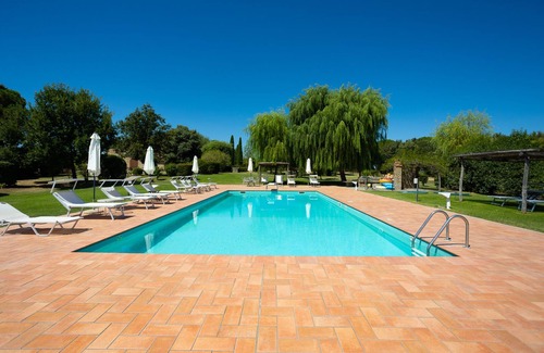Le Piazze Villa | Idyllic Villa with Private Pool, Perfect for Families Near Cortona