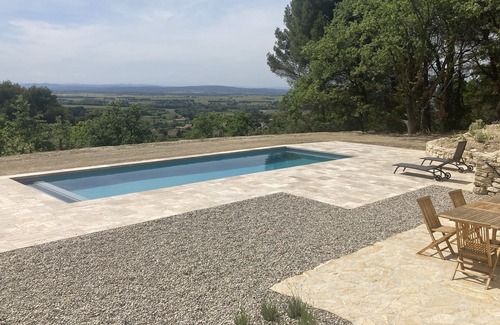 Sablet House | Secluded Provencal home with pool and stunning views